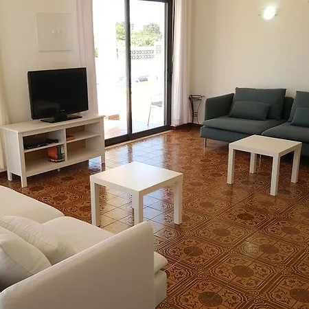 V4 Filomena بيت للعطل *